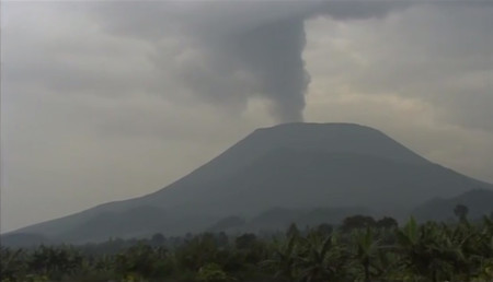VOLCANO SLAYER Nyiragongo un volcan dans la ville 4